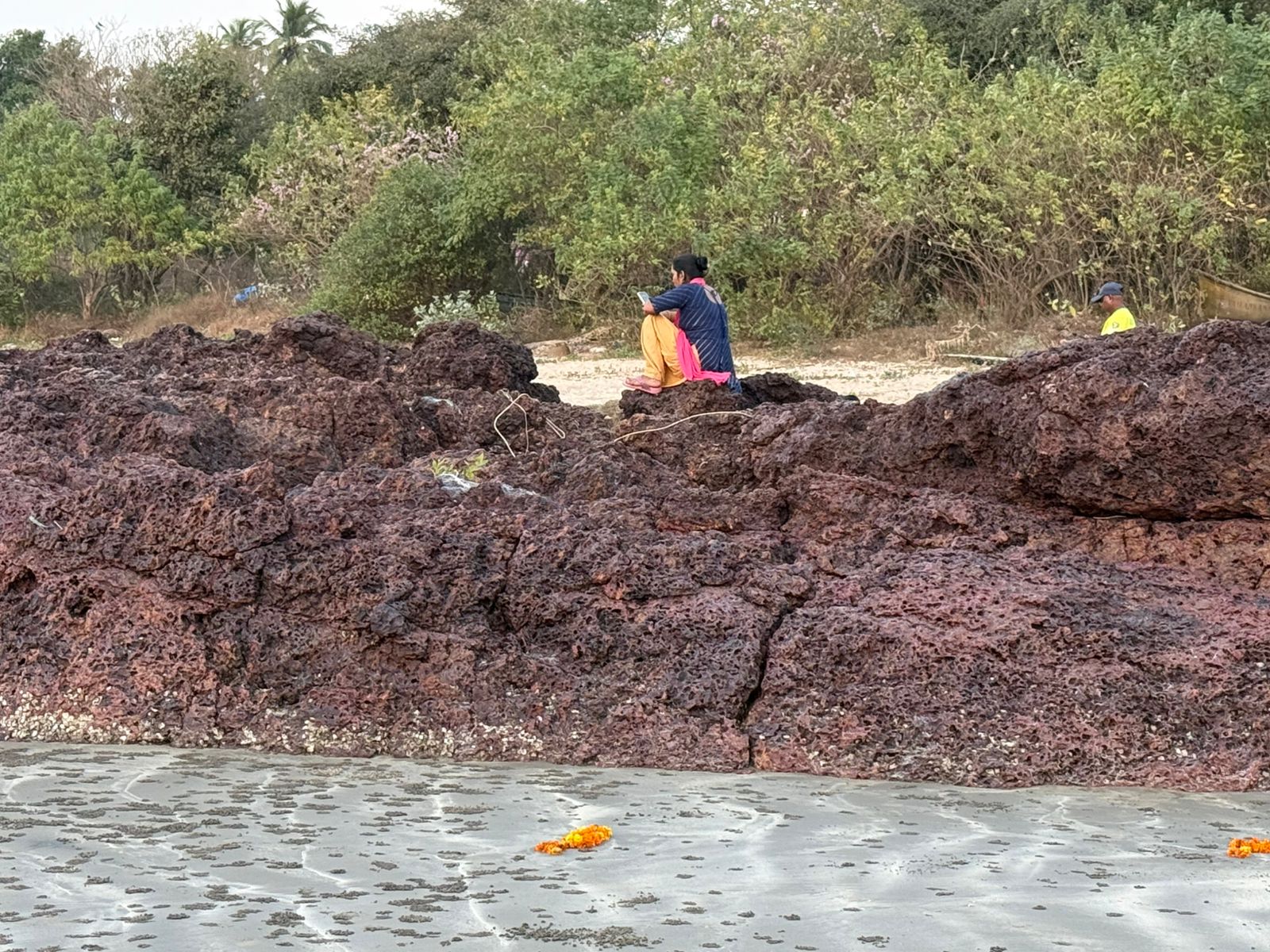 WhatsApp Image 2025-01-27 at 10.48.20 PM (1)